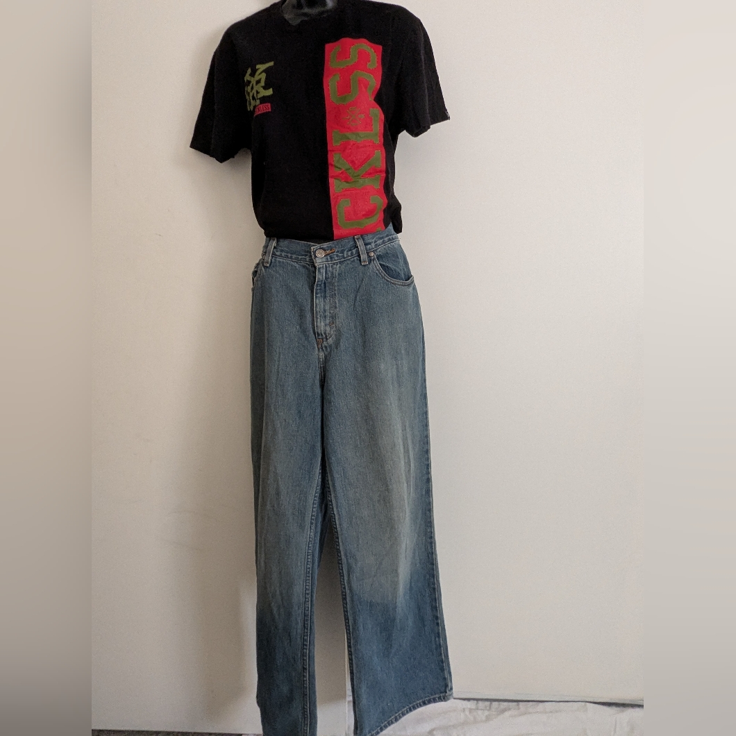 Young & Reckless Black Tee And Bullhead Jeans